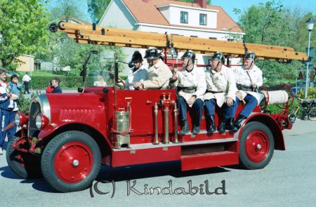 Brandkåren i Kisa 100 år
pim

Göteborgs Tidaholmare från 1929 klar för start i brandbilsrally
Nyckelord: Brandkåren i Kisa 100 år