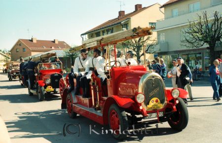 Brandkåren i Kisa 100 år
pim

Brandbilsrally i samband med 100-års firandet, i bild Linköpings Tidaholmare från 1926, vid ratten Lars Ahlenbäck
Nyckelord: Brandkåren i Kisa 100 år