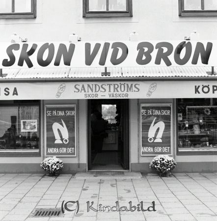 Sandströms Skor Storgatan Kisa
raja
Skon Vid Brón
Nyckelord: Sandström  Kisa