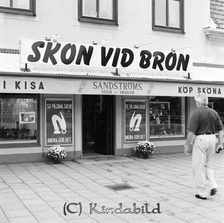 Sandströms Skor Storgatan Kisa
raja
Skon Vid Brón


Nyckelord: Sandström Kisa