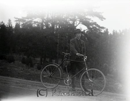 Cyklist
mayca
Okänd cyklist
Nyckelord: Ramstedt Korpklev