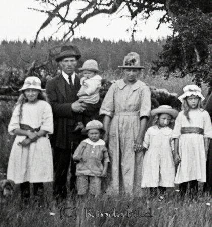 Barnaskara
mayca
Del av bild
Nyckelord: Ramstedt Korpklev