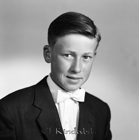 Yngve Andersson Örtomta Tidersrum
raja
Konfirmationsfoto 

Nyckelord: Andersson Tidersrum