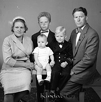 Filnamn=Petters. - 1443h.jpg
Filstorlek=43KiB
Dimensioner=447x450
Uppladdade datum=Sep 07, 2012 Petters. - 1443h.jpg