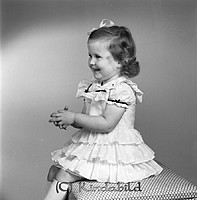 Filnamn=Petters. - 1547g.jpg
Filstorlek=37KiB
Dimensioner=444x450
Uppladdade datum=Sep 07, 2012 Petters. - 1547g.jpg