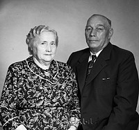 Filnamn=Petters. - 1945j.jpg
Filstorlek=54KiB
Dimensioner=450x422
Uppladdade datum=Sep 10, 2012 Petters. - 1945j.jpg