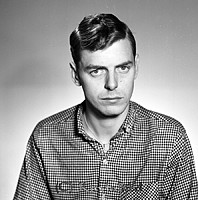 Petters. - 4196a.jpg