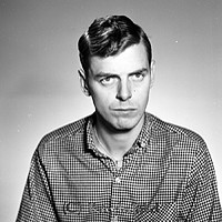 Petters. - 4196b.jpg