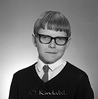 Filnamn=Petters. - 4203b.jpg
Filstorlek=28KiB
Dimensioner=443x450
Uppladdade datum=Sep 11, 2012 Petters. - 4203b.jpg