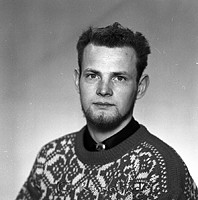 Filnamn=Petters. - 4218b.jpg
Filstorlek=44KiB
Dimensioner=445x450
Uppladdade datum=Sep 11, 2012 Petters. - 4218b.jpg