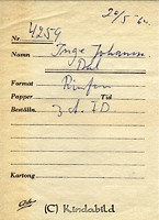 Filnamn=Petters. - 4259c - bak.jpg
Filstorlek=38KiB
Dimensioner=327x450
Uppladdade datum=Sep 11, 2012 Petters. - 4259c - bak.jpg