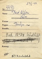 Filnamn=Petters. - 4440a - bak.jpg
Filstorlek=39KiB
Dimensioner=323x450
Uppladdade datum=Sep 11, 2012 Petters. - 4440a - bak.jpg