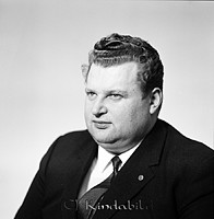 Petters. - 5738c.jpg