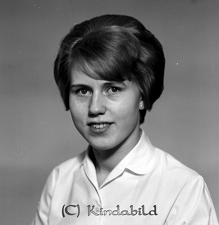 Elisabeth Andersson Lasarettet Kisa
raja
Kvinna klädd i en ljus blus

Nyckelord: Andersson Kisa