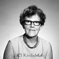 Filnamn=Petters. - 7021c.jpg
Filstorlek=33KiB
Dimensioner=450x448
Uppladdade datum=Sep 14, 2012 Petters. - 7021c.jpg