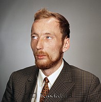 Petters. - 8440f.jpg