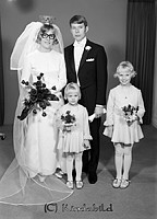 Petters. - 8684-01i.jpg