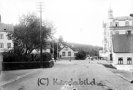 Storgatan norrut Kisa
gepe
Storgatan i Kisa. Till höger bryggeriet och Svea-Huset.
Nyckelord: Storgatan Kisa