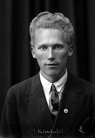 Sigvard Krantz Sandstugan Kisa
Nyckelord: Sigvard Krantz Sandstugan Kisa