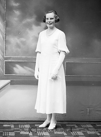 Marianne Jonsson Kisa
raja
Konfirmationsfoto

Nyckelord: Jonsson Kisa