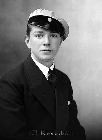 Gunnar Sandström Kisa
raja
Konfirmationsfoto

Nyckelord: Sandström Kisa