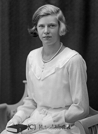 Ingrid Carlsson Brostugan Kisa
raja
Konfirmationsfoto

Nyckelord: Carlsson Kisa