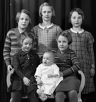 Filnamn=Falk - 3298bz.jpg
Filstorlek=49KiB
Dimensioner=425x450
Uppladdade datum=Sep 30, 2013 Falk - 3298bz.jpg