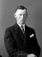 Filnamn=Falk - 3935b.jpg
Filstorlek=25KiB
Dimensioner=337x450
Uppladdade datum=Sep 30, 2013 Falk - 3935b.jpg