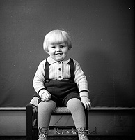 Filnamn=Falk - 4159h - Hasselblad.jpg
Filstorlek=37KiB
Dimensioner=436x450
Uppladdade datum=Jan 08, 2014 Falk - 4159h - Hasselblad.jpg