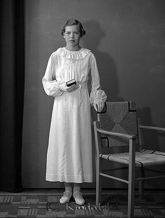 Erna Hallberg Kisa
raja
Konfirmationsfoto

Nyckelord: Hallberg Kisa