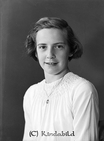 Ingrid Germundsson Slätmon
raja
Konfirmationsfoto

raja
Elsa Ingrid Elisabet Germundsson född 1922 i Västra Eneby. dotter till skogvaktaren Otto Arvid Germundsson och Signe Viktoria född Karlsson. Familjen bodde i Fridhem Dansbo. Hon gifte sig med Georg Samuelsson från Norra Vi, 1970 bor hon och mannen i Vallnäs Gullringen.
Källa: Kyrkoarkiv Västra Eneby 
Källa: Gerd Pettersson


Nyckelord: Germundsson Slätmon