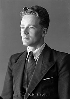 Falk - 4967b.jpg