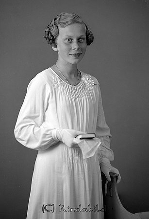 Elin Jacobsson Utdala Oppeby
raja
Konfirmationsfoto

Nyckelord: Jacobsson Oppeby