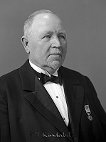Filnamn=Falk - 5113b.jpg
Filstorlek=22KiB
Dimensioner=336x450
Uppladdade datum=Jan 08, 2014 Falk - 5113b.jpg