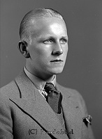 Filnamn=Falk - 5163b.jpg
Filstorlek=30KiB
Dimensioner=328x450
Uppladdade datum=Jan 08, 2014 Falk - 5163b.jpg