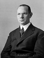Filnamn=Falk - 5225b.jpg
Filstorlek=27KiB
Dimensioner=342x450
Uppladdade datum=Jan 08, 2014 Falk - 5225b.jpg