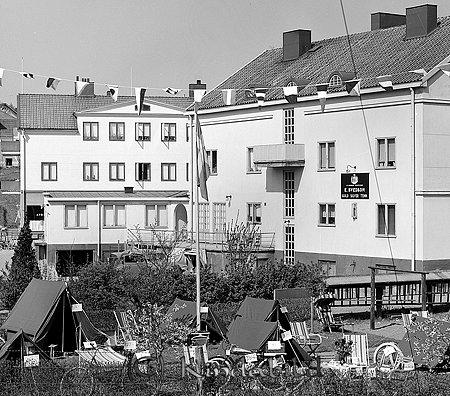 Konsum Kisa
raja
Friluftsutställning med anledning av semesterlagen

Nyckelord: Konsum Kisa
