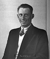 Filnamn=Falk - 5596z.jpg
Filstorlek=52KiB
Dimensioner=382x450
Uppladdade datum=Jan 08, 2014 Falk - 5596z.jpg