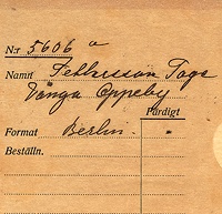 Filnamn=Falk - 5606a - bak.jpg
Filstorlek=67KiB
Dimensioner=450x435
Uppladdade datum=Jan 08, 2014 Falk - 5606a - bak.jpg