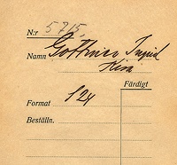 Filnamn=Falk - 5715z - bak.jpg
Filstorlek=54KiB
Dimensioner=450x419
Uppladdade datum=Jan 08, 2014 Falk - 5715z - bak.jpg