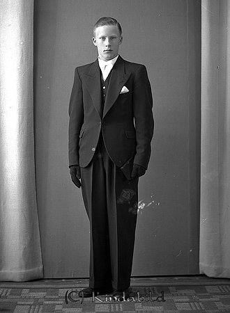 Bertil Samuelsson Berga Kisa
raja
Konfirmationsfoto 

Nyckelord: Samuelsson Kisa