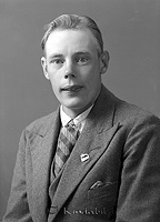 Falk - 5775a.jpg