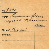 Filnamn=Falk - 5785a - bak.jpg
Filstorlek=63KiB
Dimensioner=447x450
Uppladdade datum=Jan 08, 2014 Falk - 5785a - bak.jpg