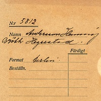 Filnamn=Falk - 5812b - bak.jpg
Filstorlek=65KiB
Dimensioner=450x447
Uppladdade datum=Jan 08, 2014 Falk - 5812b - bak.jpg
