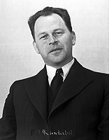 Filnamn=Falk - 6259z.jpg
Filstorlek=27KiB
Dimensioner=350x450
Uppladdade datum=Jan 08, 2014 Falk - 6259z.jpg