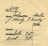 Filnamn=Falk - 6437c - bak.jpg
Filstorlek=63KiB
Dimensioner=450x432
Uppladdade datum=Jan 08, 2014 Falk - 6437c - bak.jpg