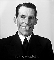 Filnamn=Falk - 6836z.jpg
Filstorlek=28KiB
Dimensioner=405x450
Uppladdade datum=Jan 08, 2014 Falk - 6836z.jpg