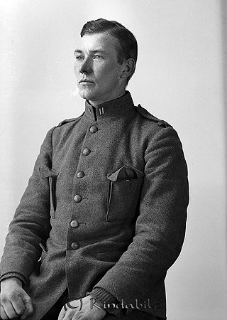 Gösta Rydén Örneström
raja
Man klädd i uniform
Nyckelord: Rydén Örneström