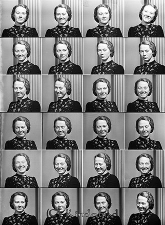 Carin Andersson Storarp Tidersrum
raja
Kvinna klädd i klänning

Nyckelord: Andersson Tidersrum