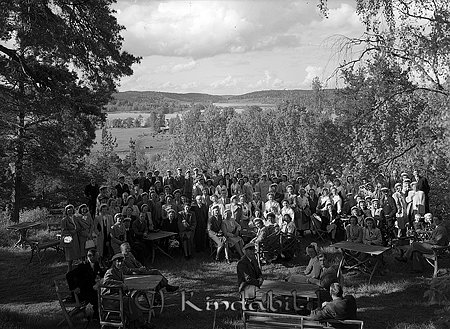 Östgöta Sångarförbund Kisa
raja
Sångkör samlad på Hembygdsgården i Kisa 

Nyckelord: Sångarförbund Kisa